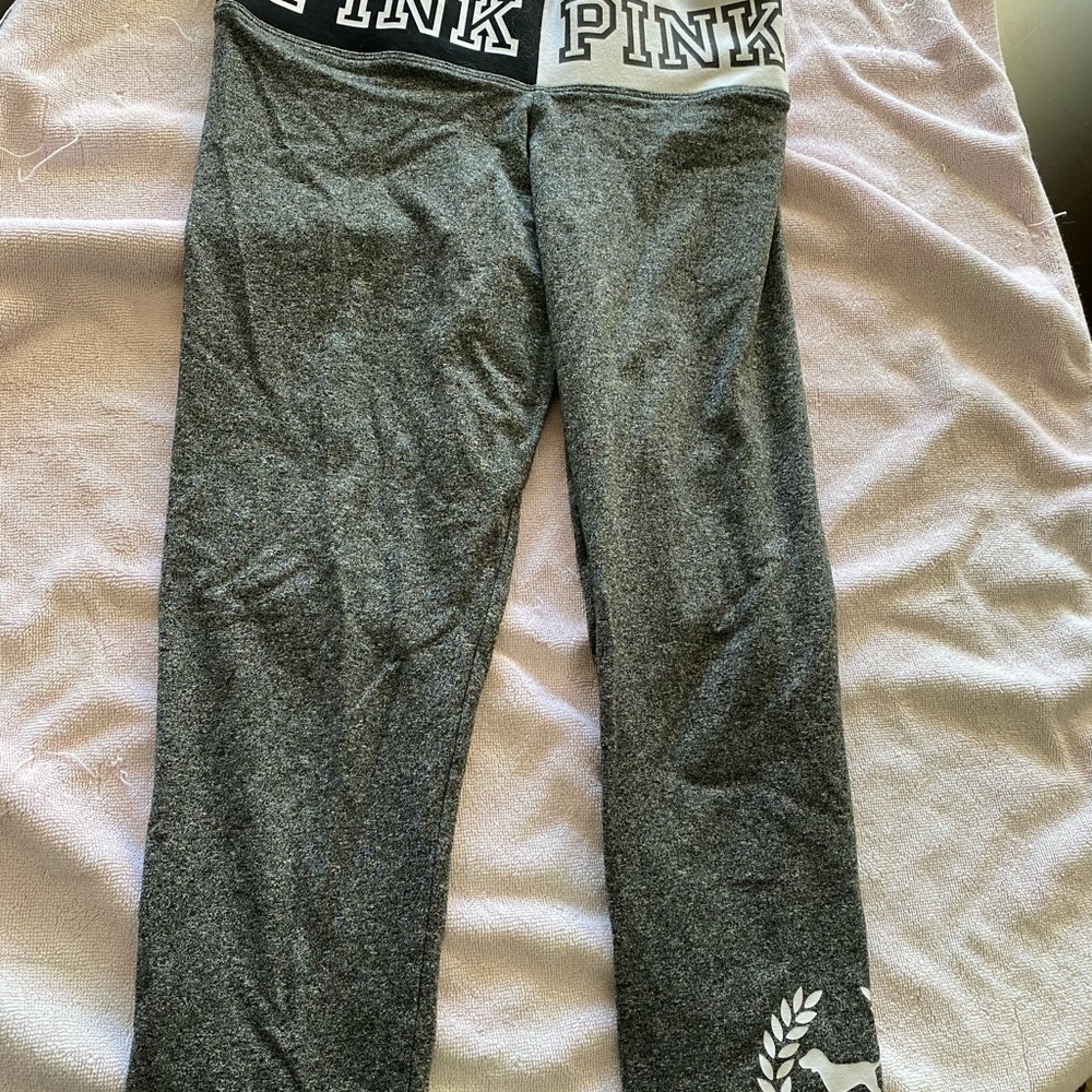Victoria’s Secret PINK leggings